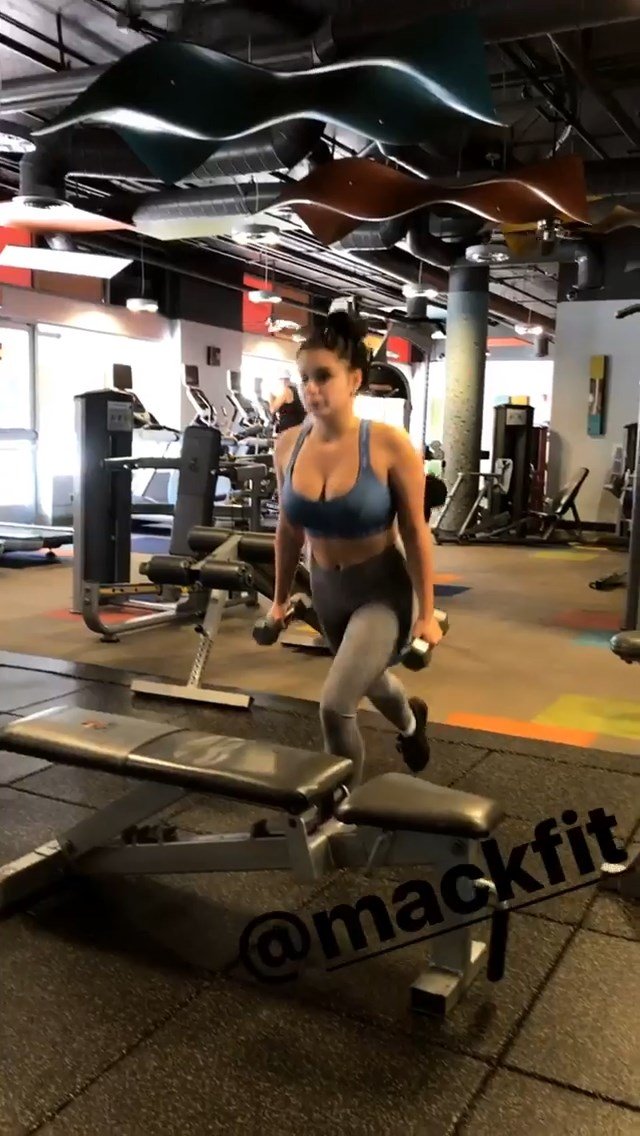 Ariel Winter | Celeb Masta 73