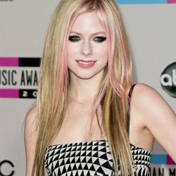 Avril Lavigne | Celeb Masta 6