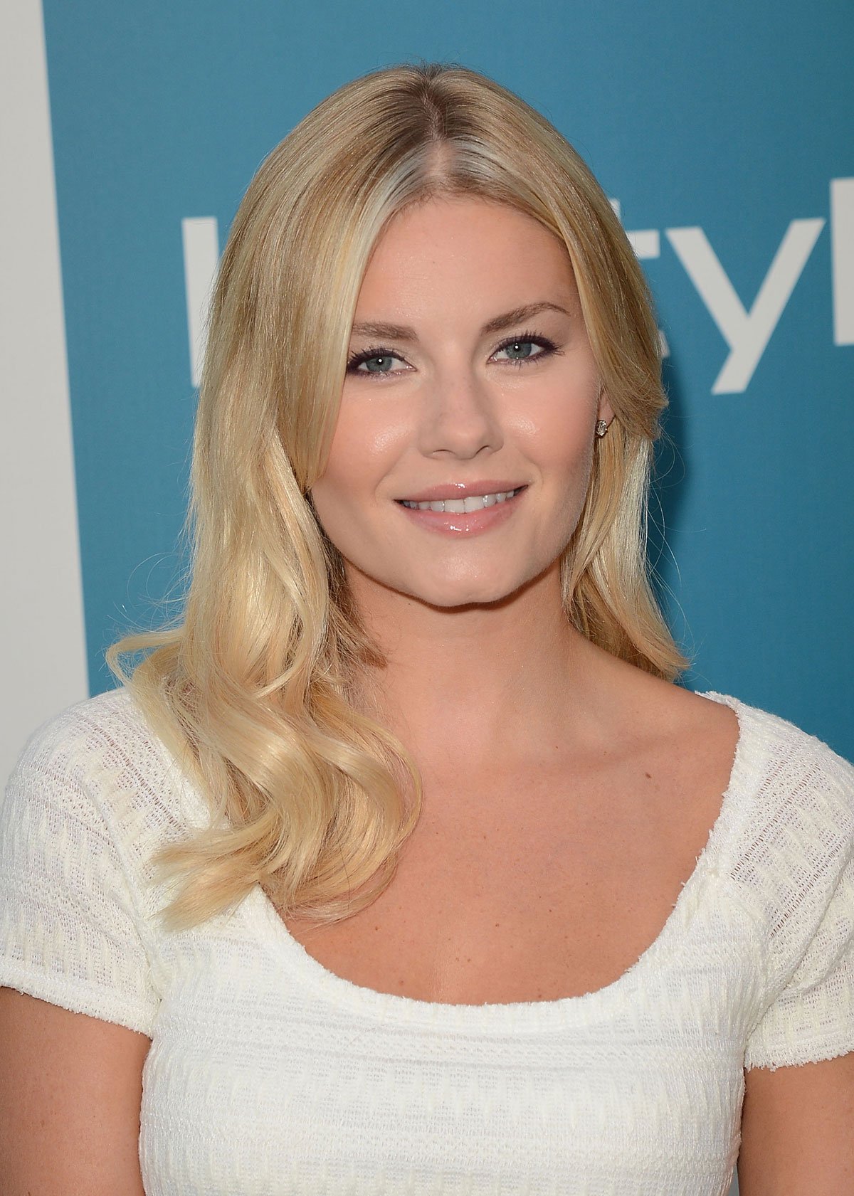 Elisha Cuthbert | Celeb Masta 7