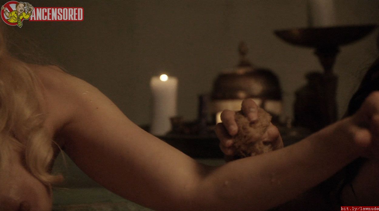 Lucy Lawless | Celeb Masta 20