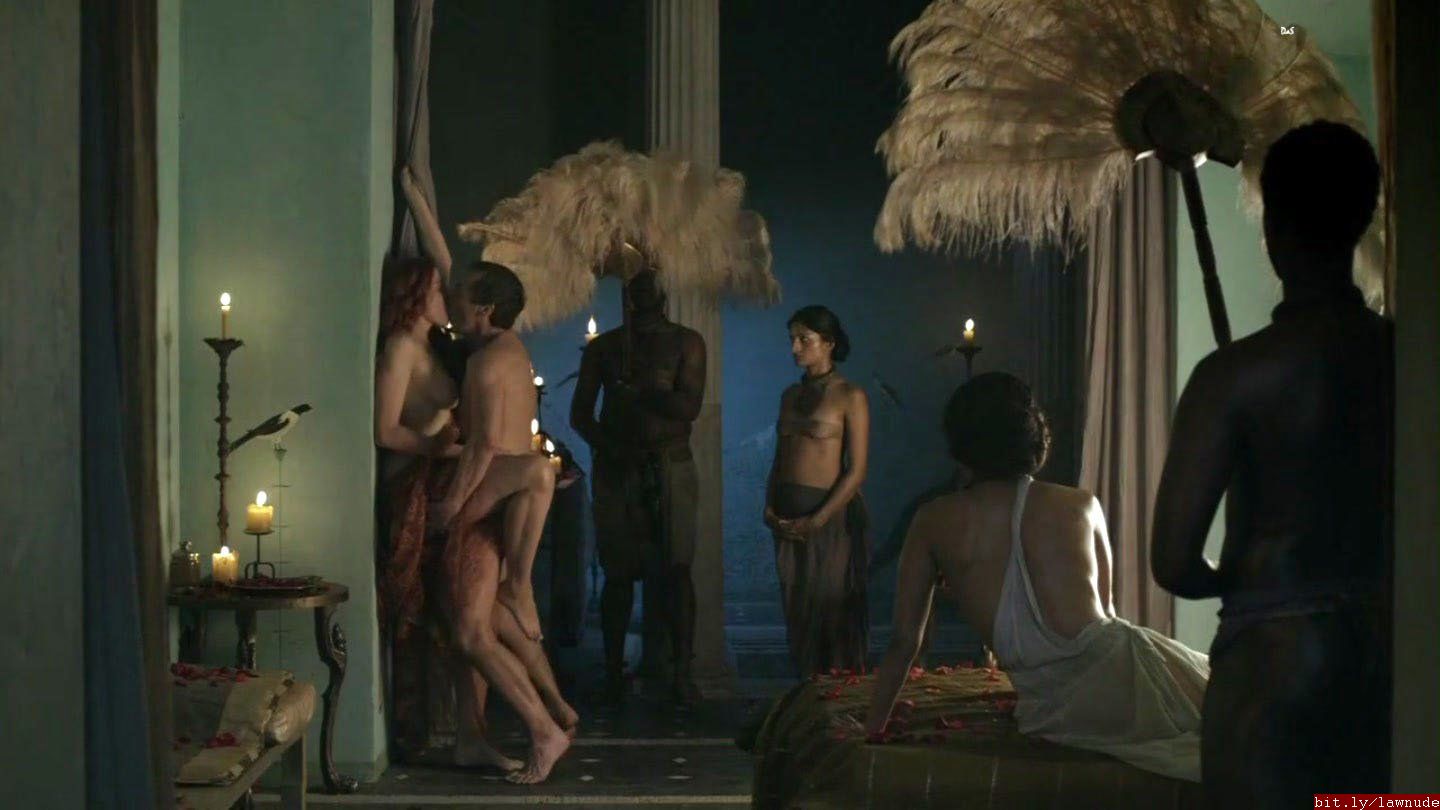 Lucy Lawless | Celeb Masta 24