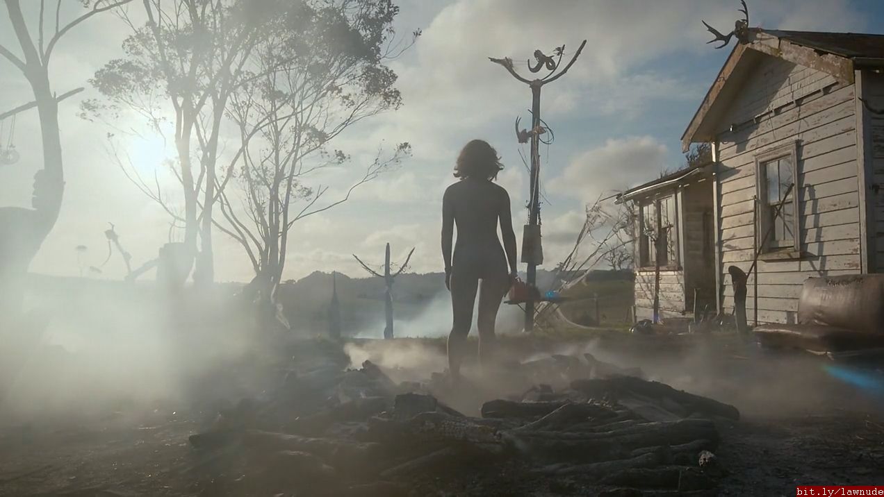 Lucy Lawless | Celeb Masta 4