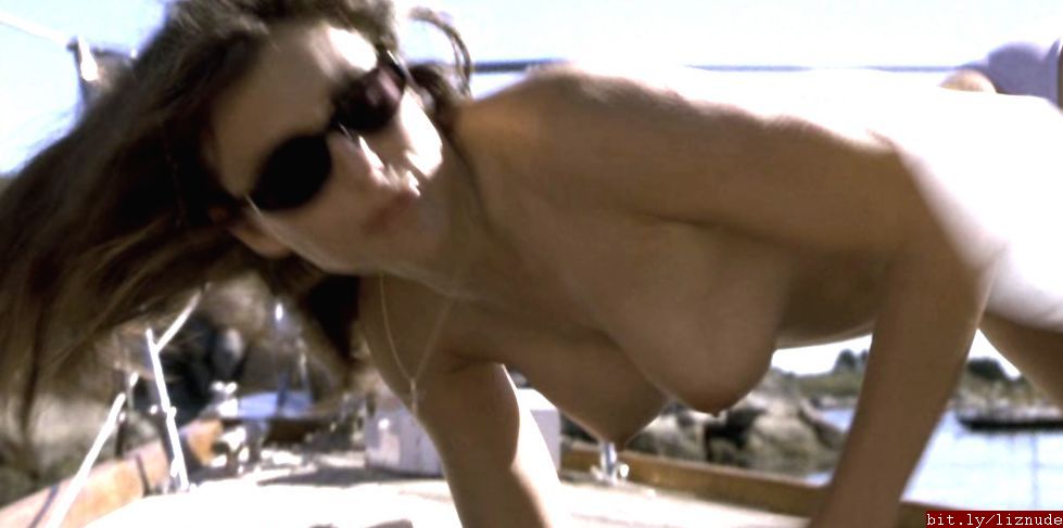 Elizabeth Hurley | Celeb Masta 24