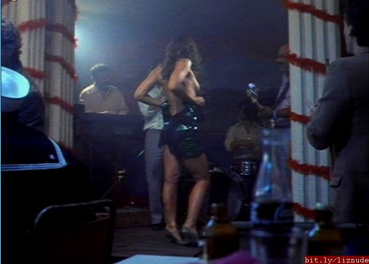 Elizabeth Hurley | Celeb Masta 9