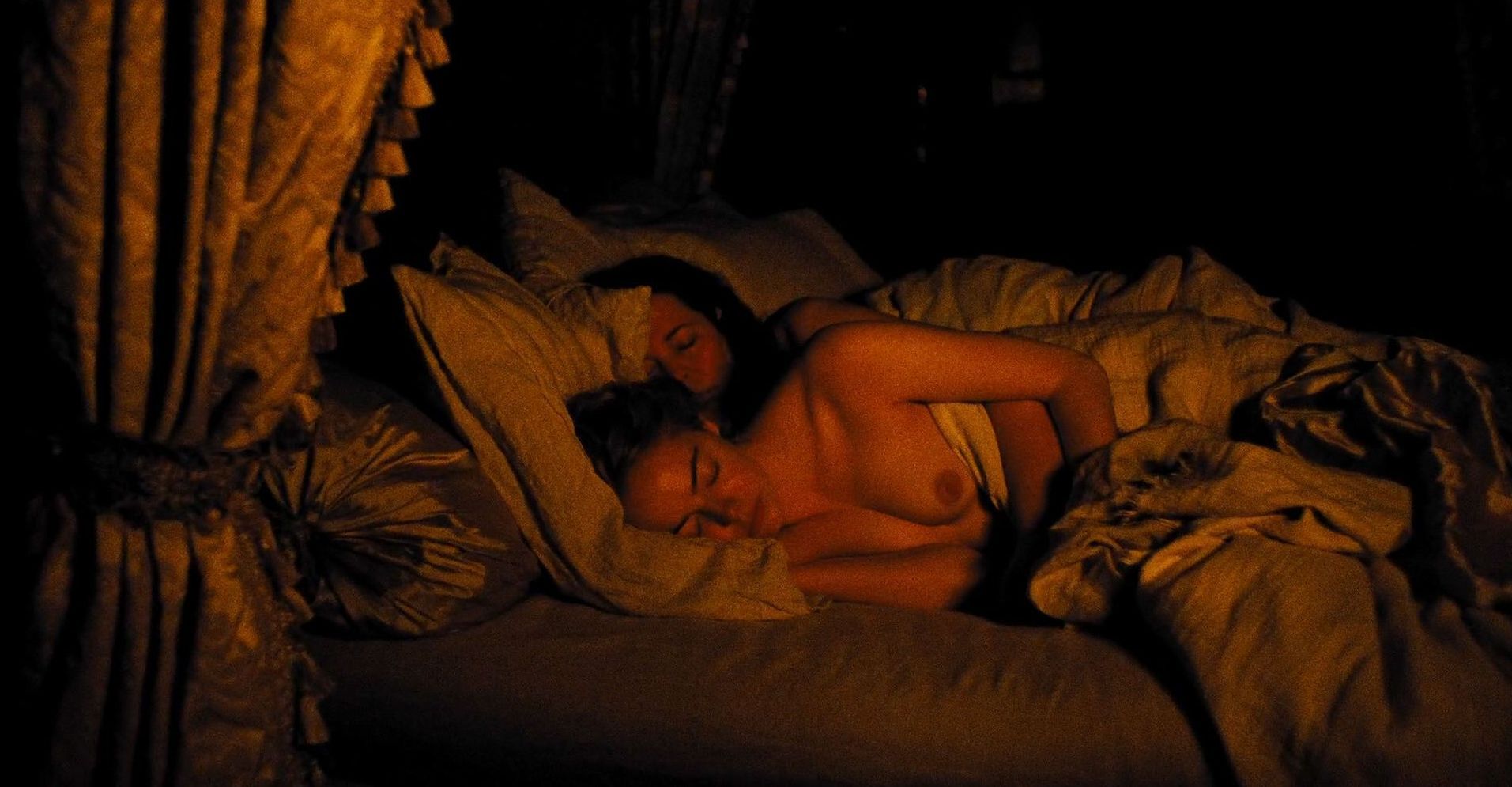 Emma Stone | Celeb Masta 71