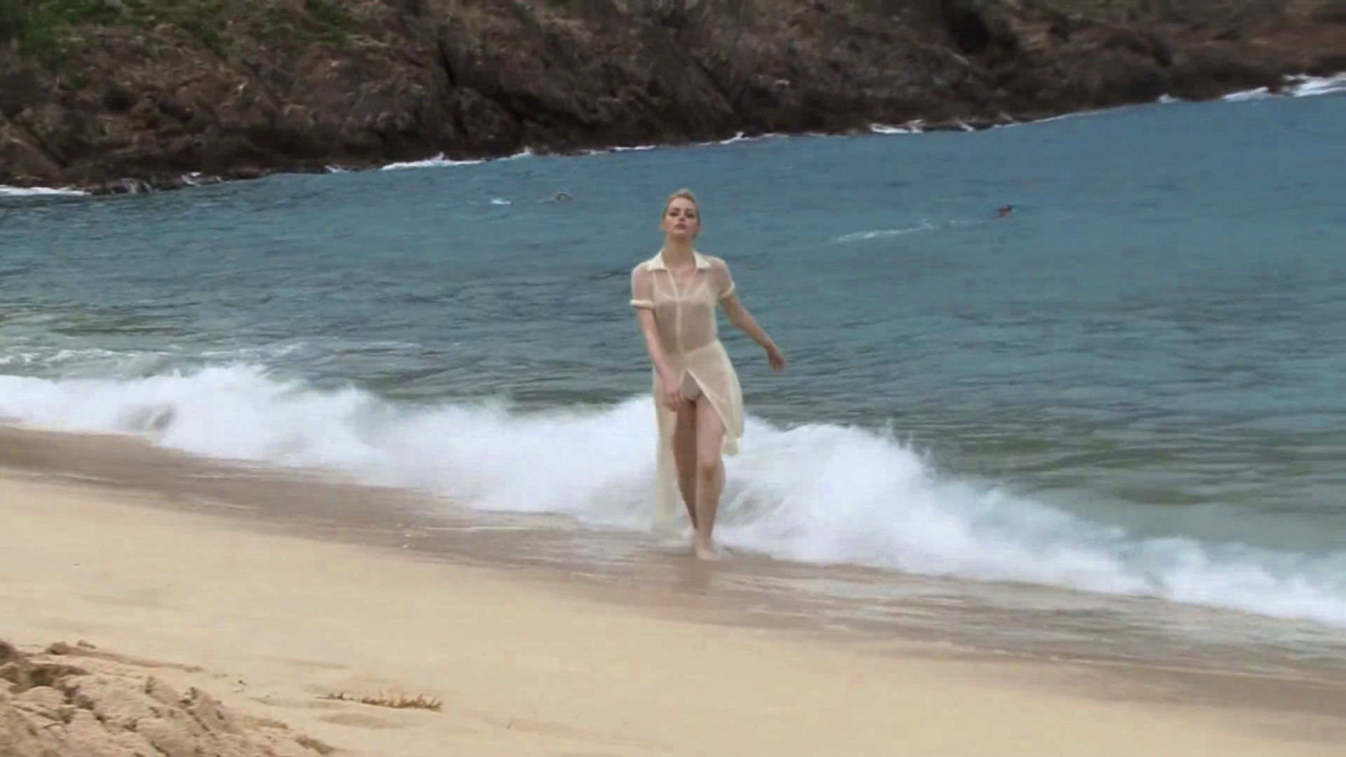 Emma Stone | Celeb Masta 10