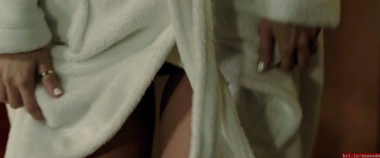 Ana de Armas | Celeb Masta 16