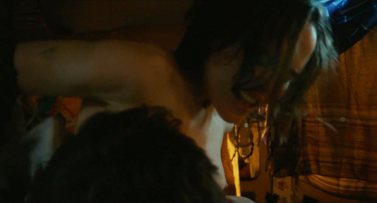 Ellen Page | Celeb Masta 8