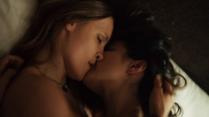 Emmanuelle Chriqui | Celeb Masta 14