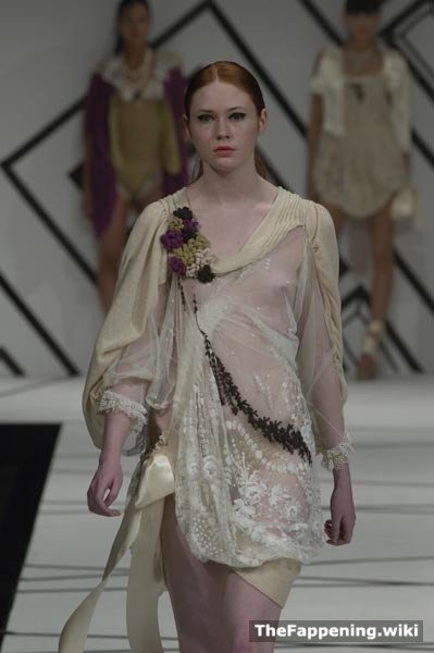Karen Gillan | Celeb Masta 14