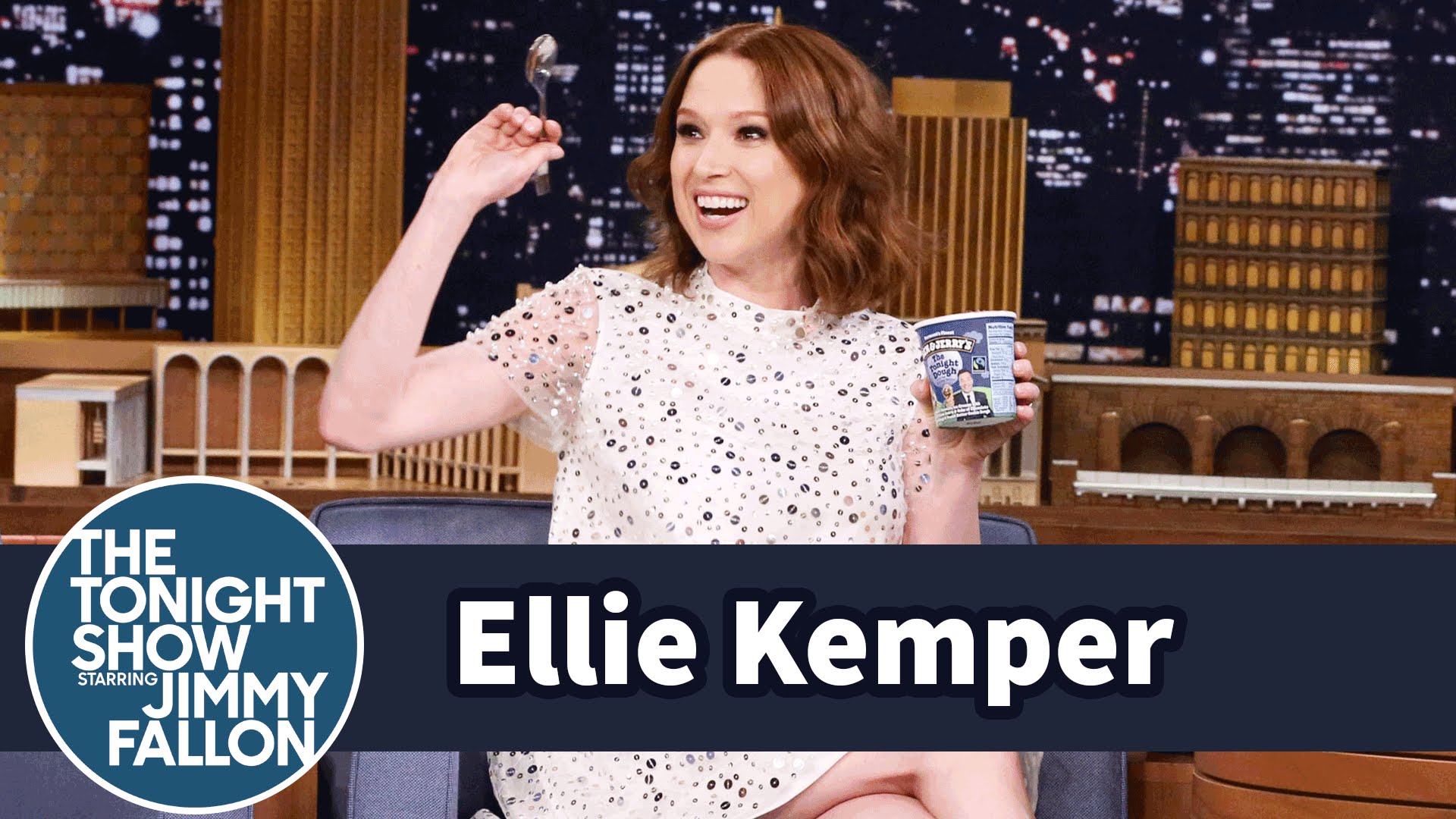 Ellie Kemper | Celeb Masta 1