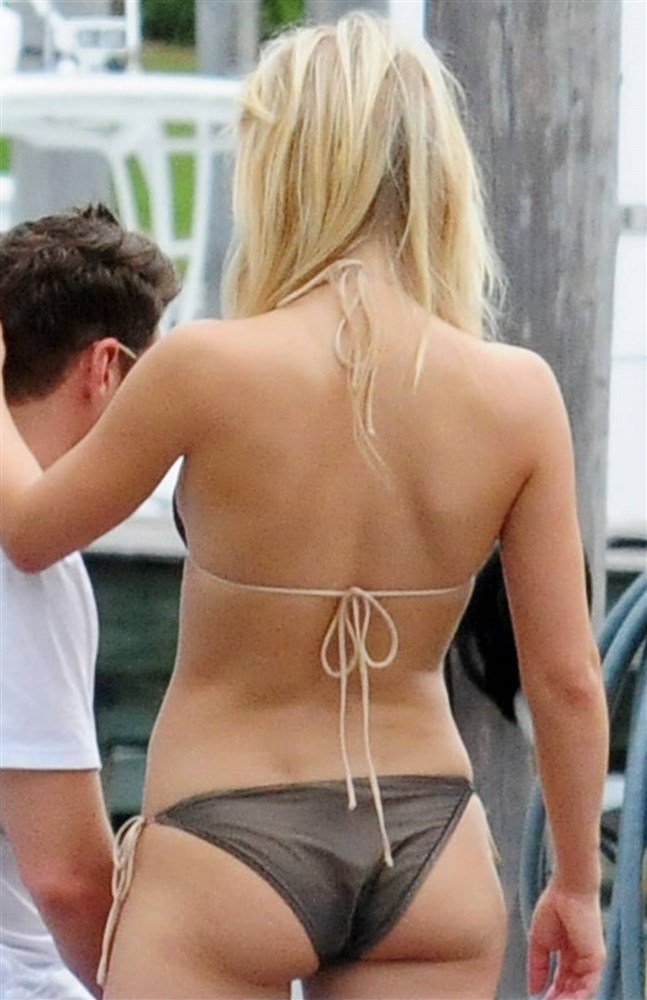 Julianne Hough | Celeb Masta 20