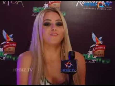 Melissa Reeves | Celeb Masta 38