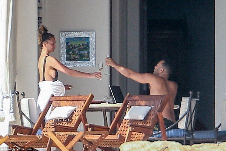 Chrissy Teigen | Celeb Masta 18