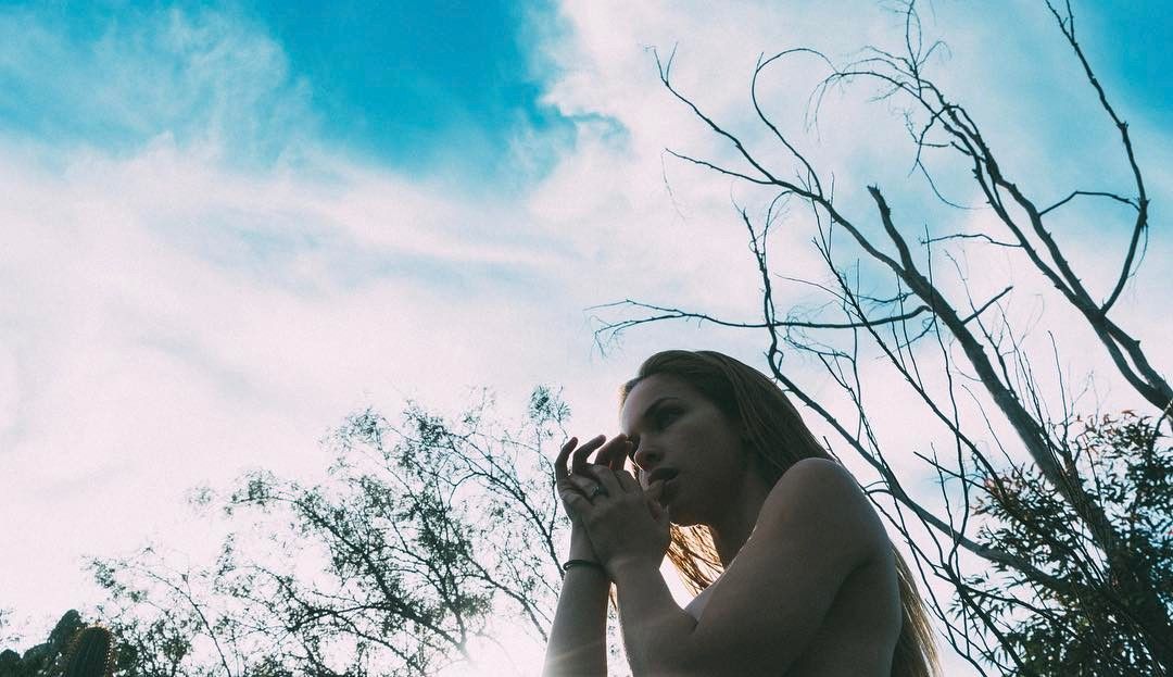 Alexis Knapp | Celeb Masta 26