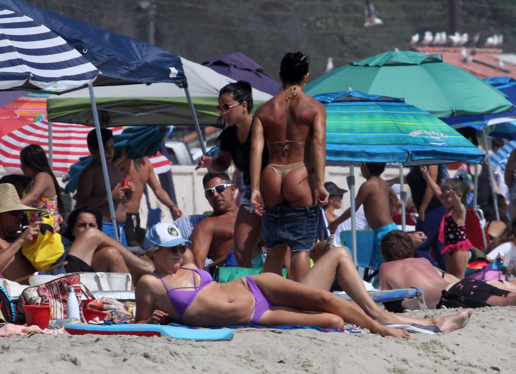 Ali Larter | Celeb Masta 105