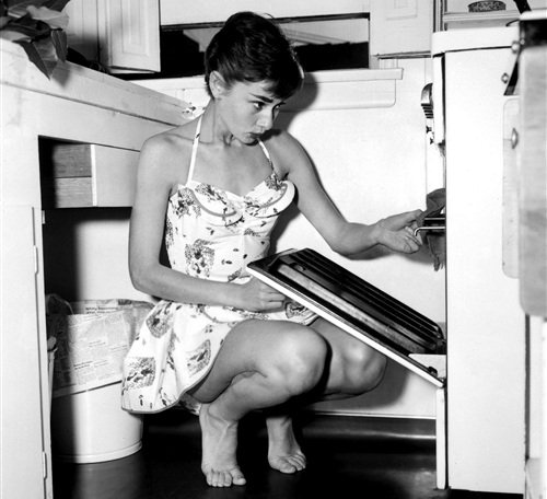 Audrey Hepburn | Celeb Masta 8