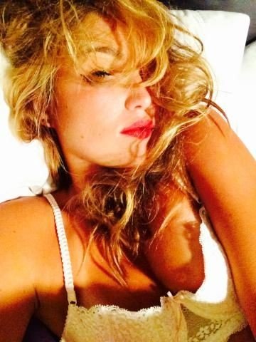 Lili Simmons | Celeb Masta 17