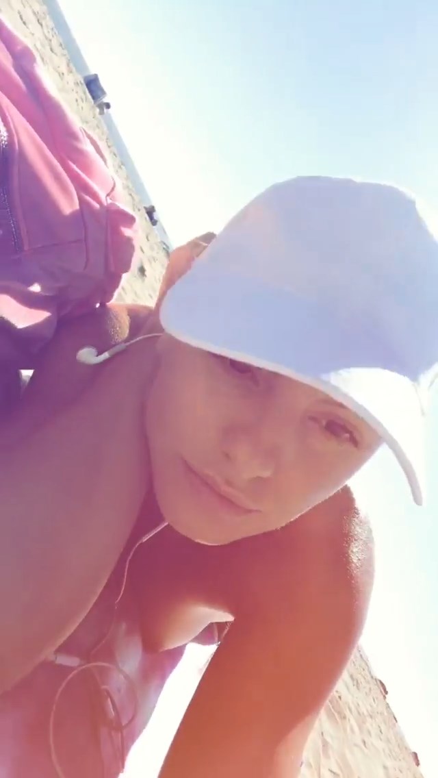 Alexandra Stan | Celeb Masta 34