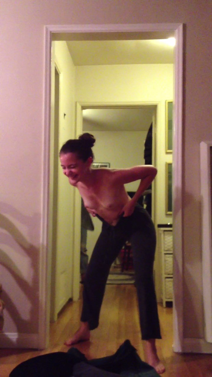 Alexa Nikolas | Celeb Masta 8