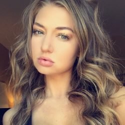 Erika Costell | Celeb Masta 39