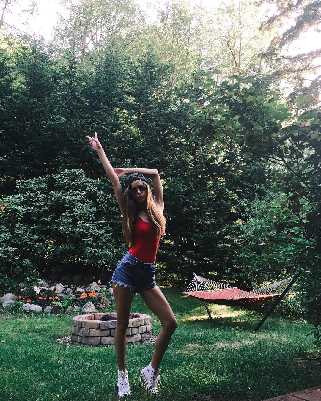 Amberleigh West | Celeb Masta 199