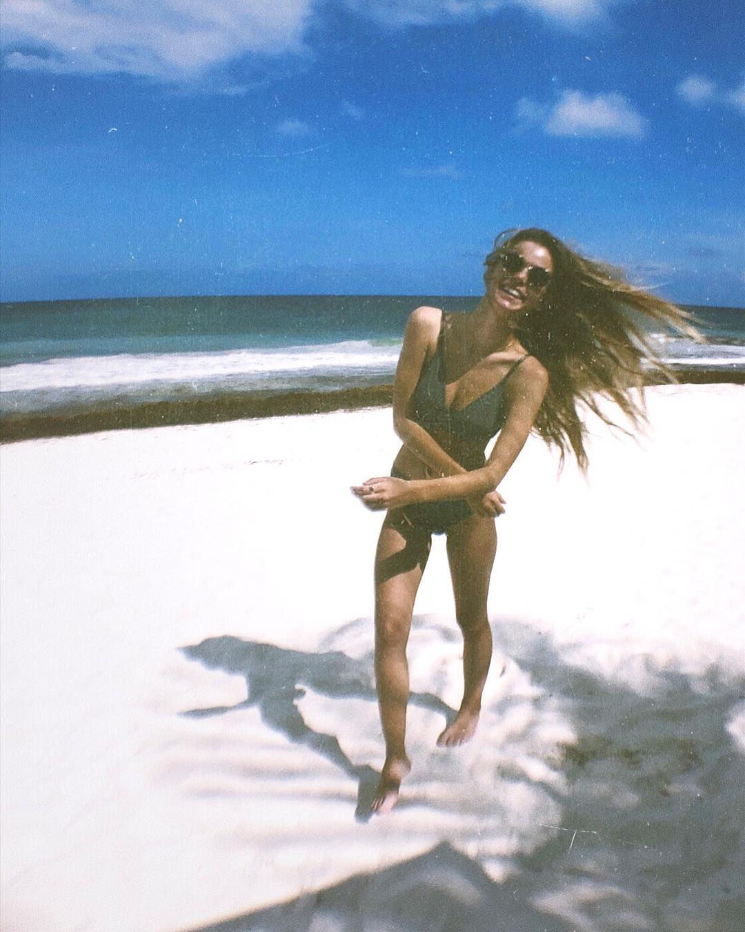 Amberleigh West | Celeb Masta 371