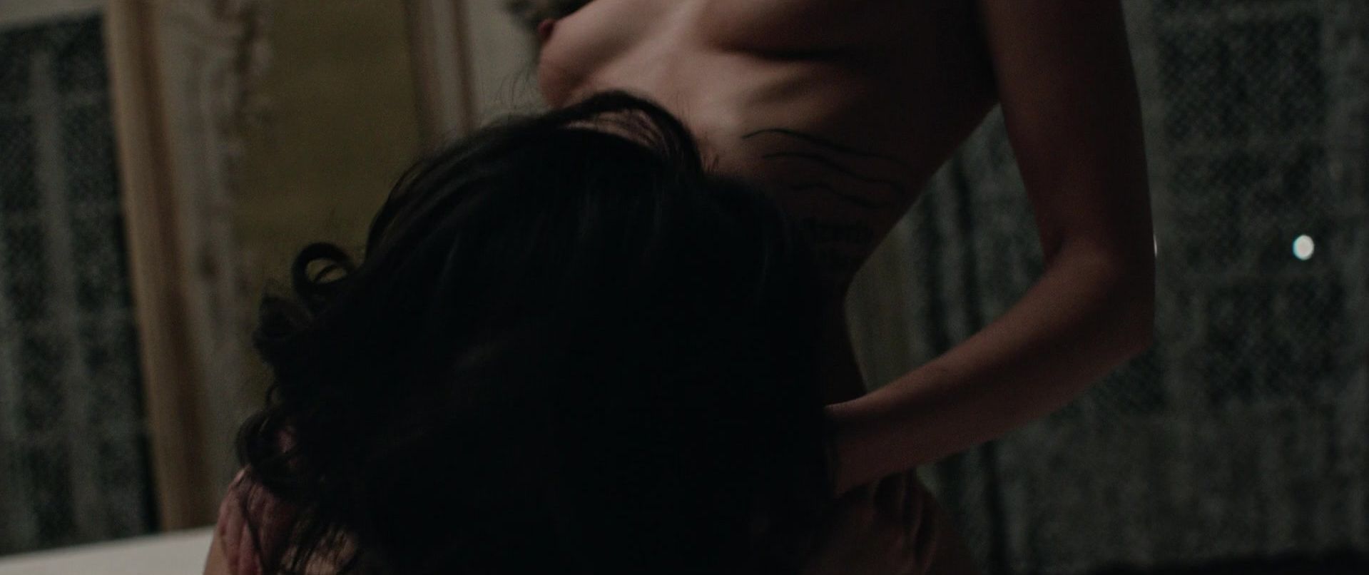 Analeigh Tipton | Celeb Masta 116