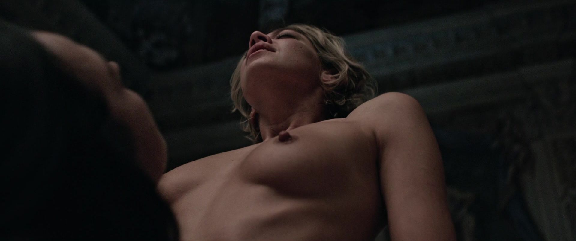 Analeigh Tipton | Celeb Masta 130