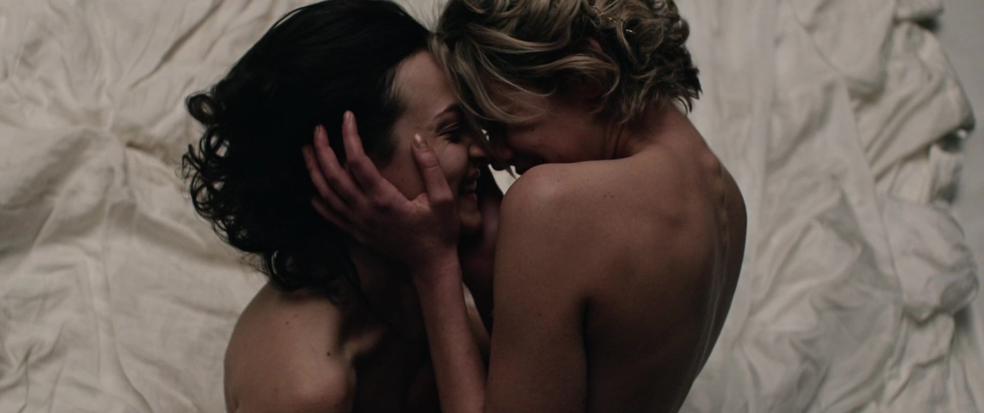 Analeigh Tipton | Celeb Masta 140