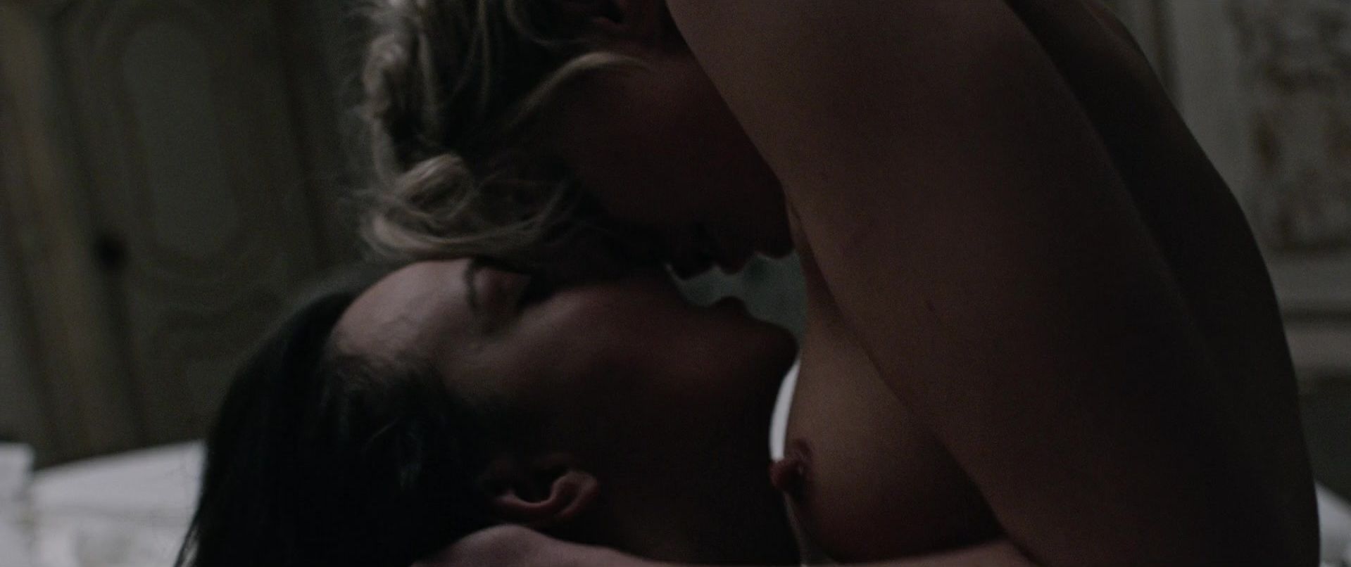 Analeigh Tipton | Celeb Masta 173