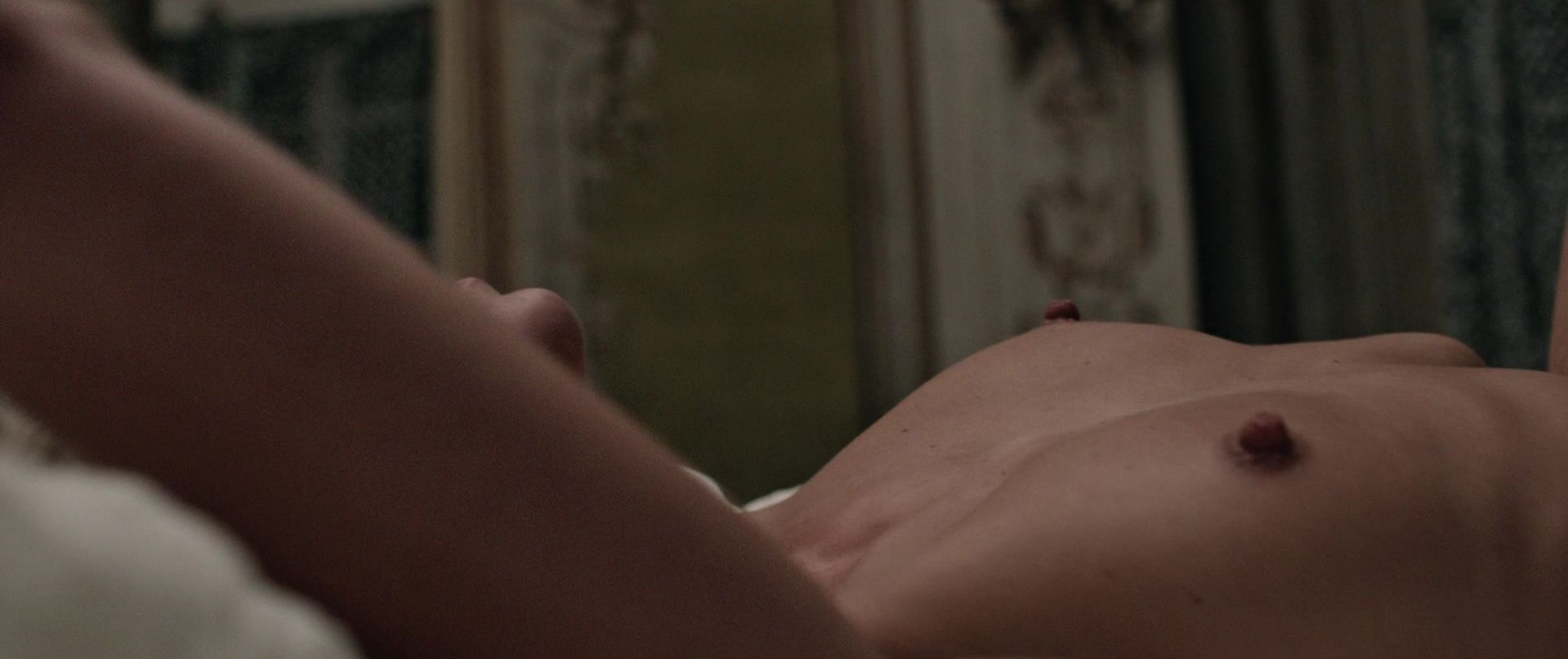 Analeigh Tipton | Celeb Masta 40