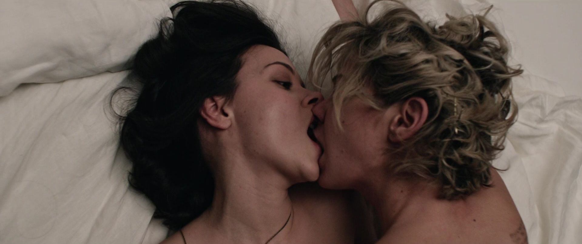 Analeigh Tipton | Celeb Masta 54