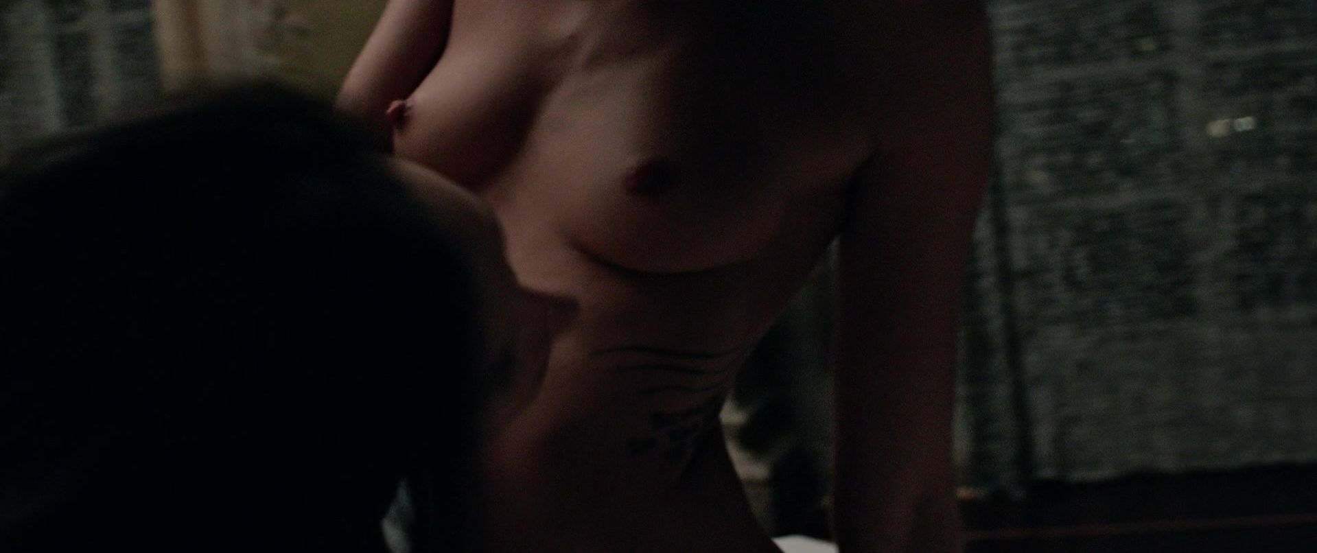 Analeigh Tipton | Celeb Masta 64