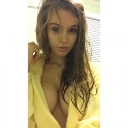 Amberleigh West | Celeb Masta 42