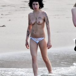 Amy Winehouse | Celeb Masta 4