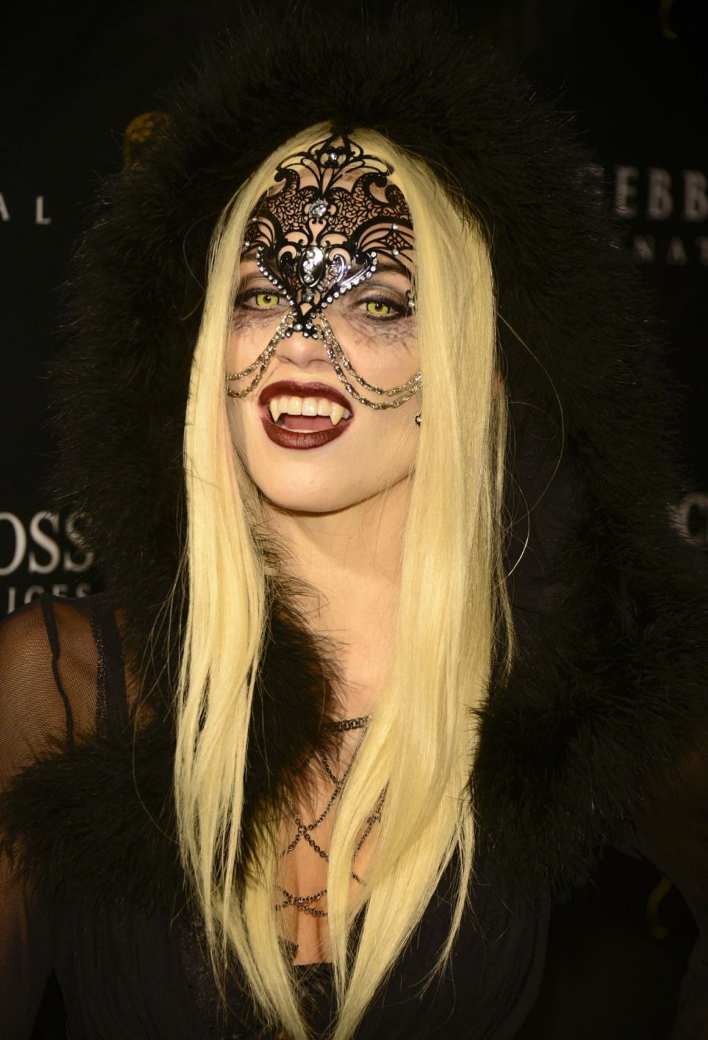 AnnaLynne McCord | Celeb Masta 69