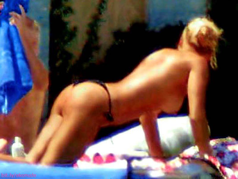 Anna Kournikova | Celeb Masta 26