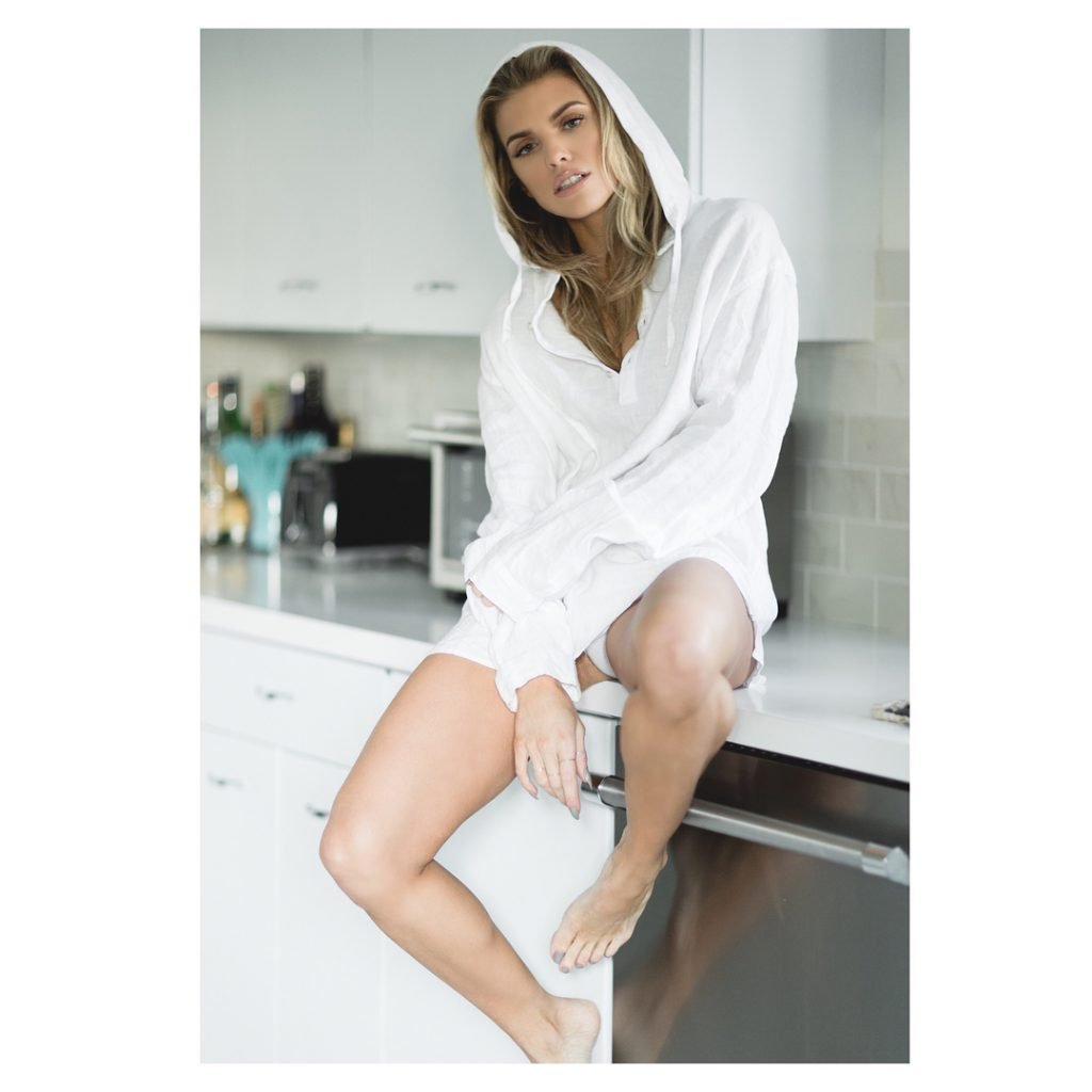 AnnaLynne McCord | Celeb Masta 35