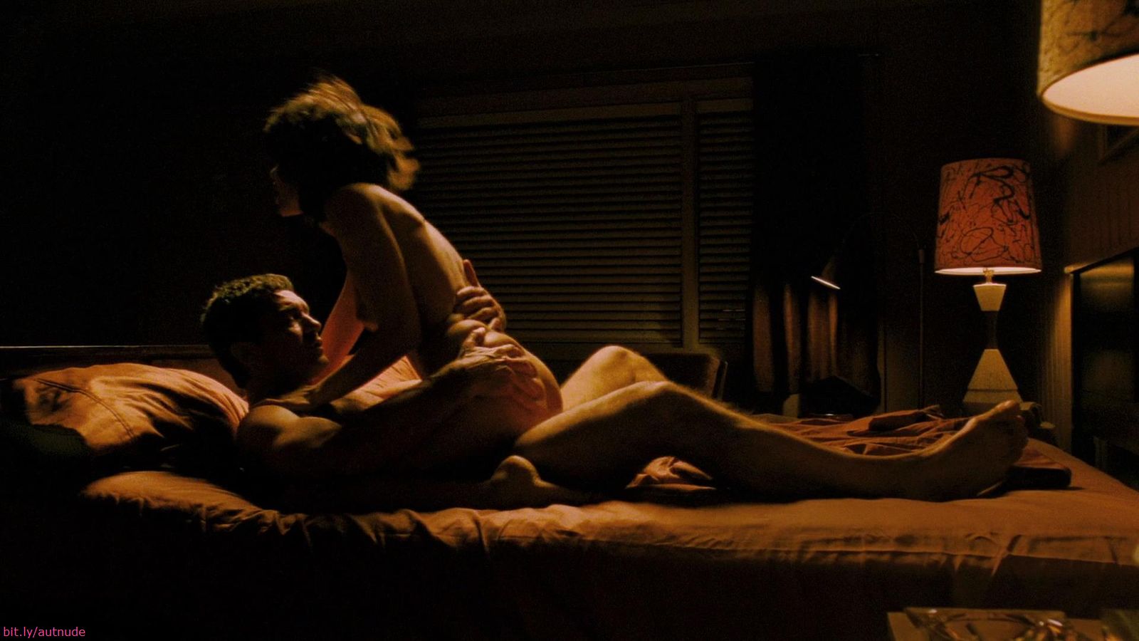 Autumn Reeser | Celeb Masta 12