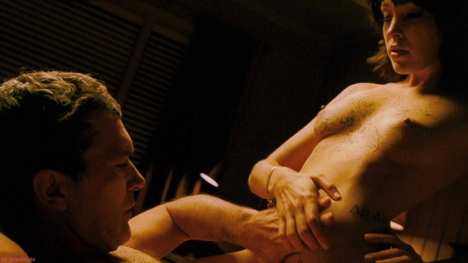 Autumn Reeser | Celeb Masta 4