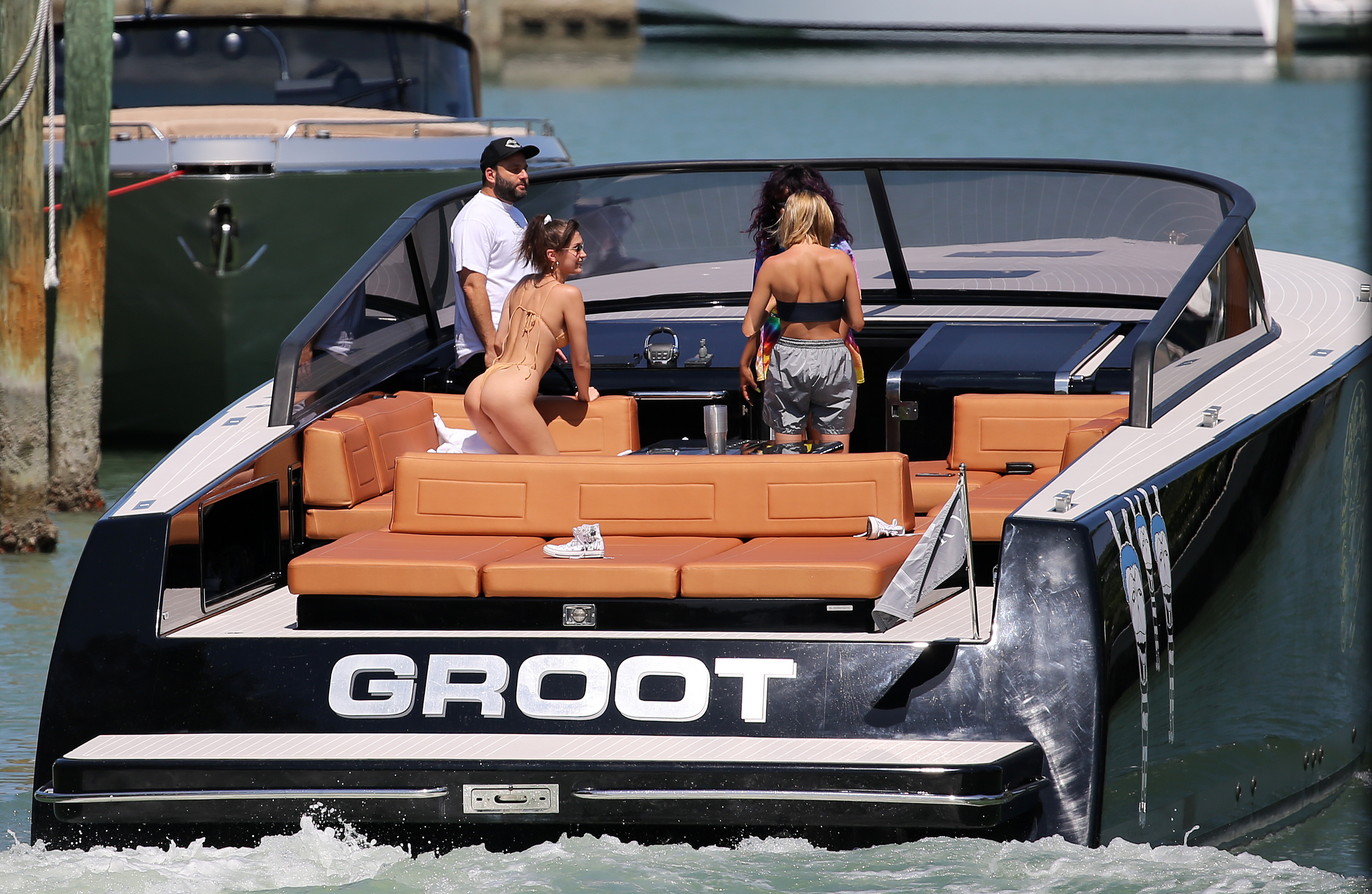 Bella Hadid | Celeb Masta 210