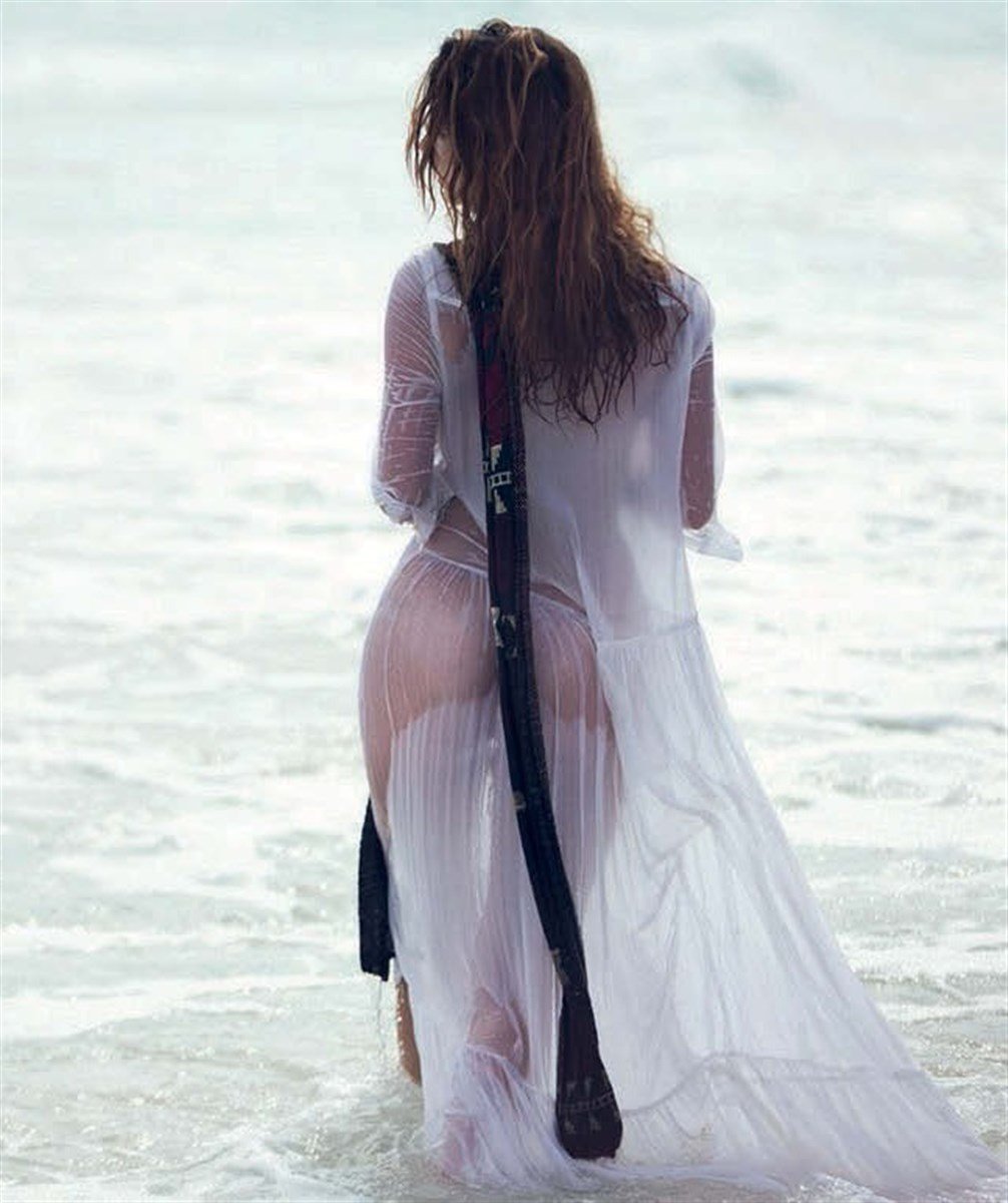 Barbara Palvin | Celeb Masta 32