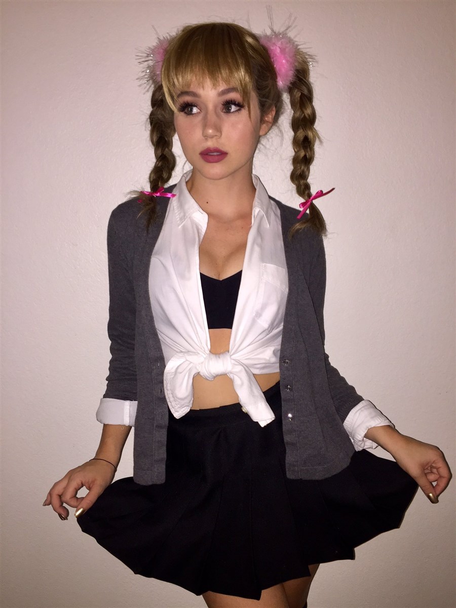 Brec Bassinger | Celeb Masta 4