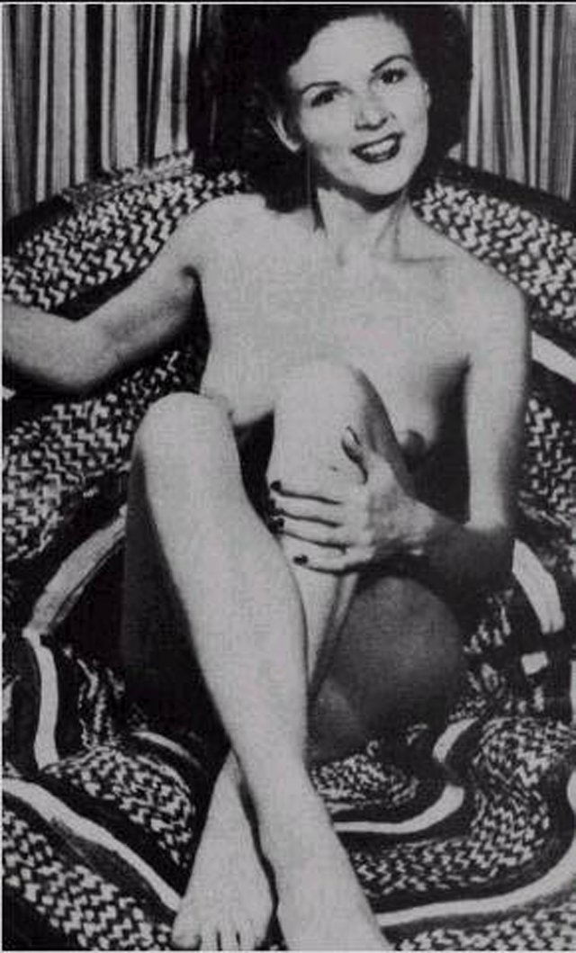 Betty White | Celeb Masta 8