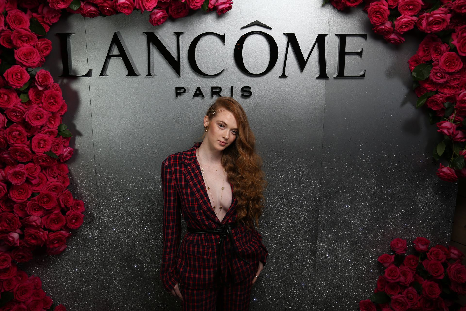 Camren Bicondova | Celeb Masta 4