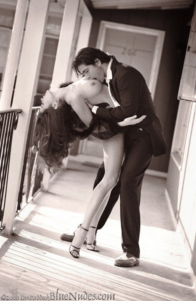 Brooke Burke | Celeb Masta 109