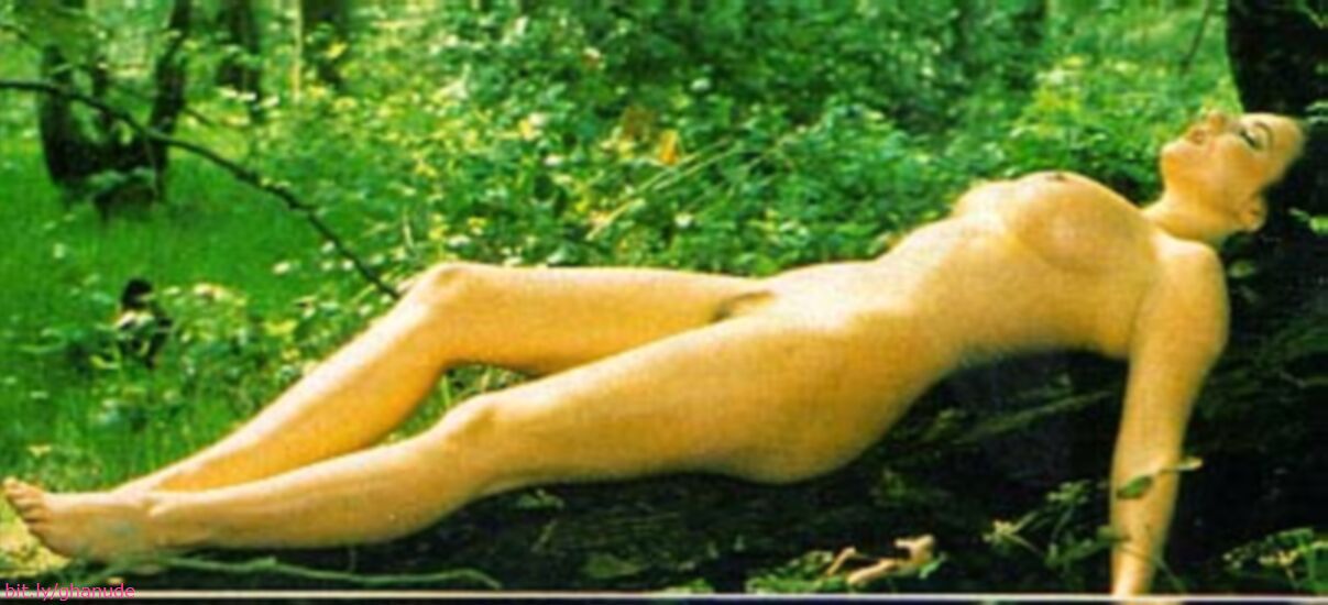 Geri Halliwell | Celeb Masta 180