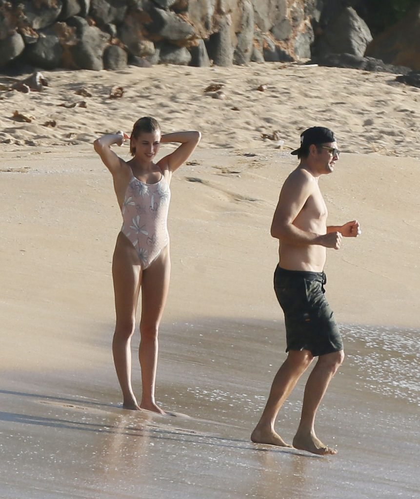 Hailey Baldwin | Celeb Masta 46