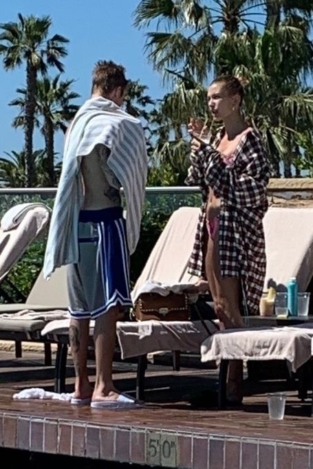 Hailey Baldwin | Celeb Masta 110